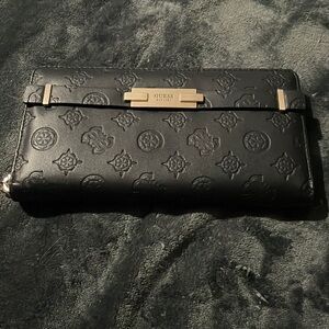 Guess wallet